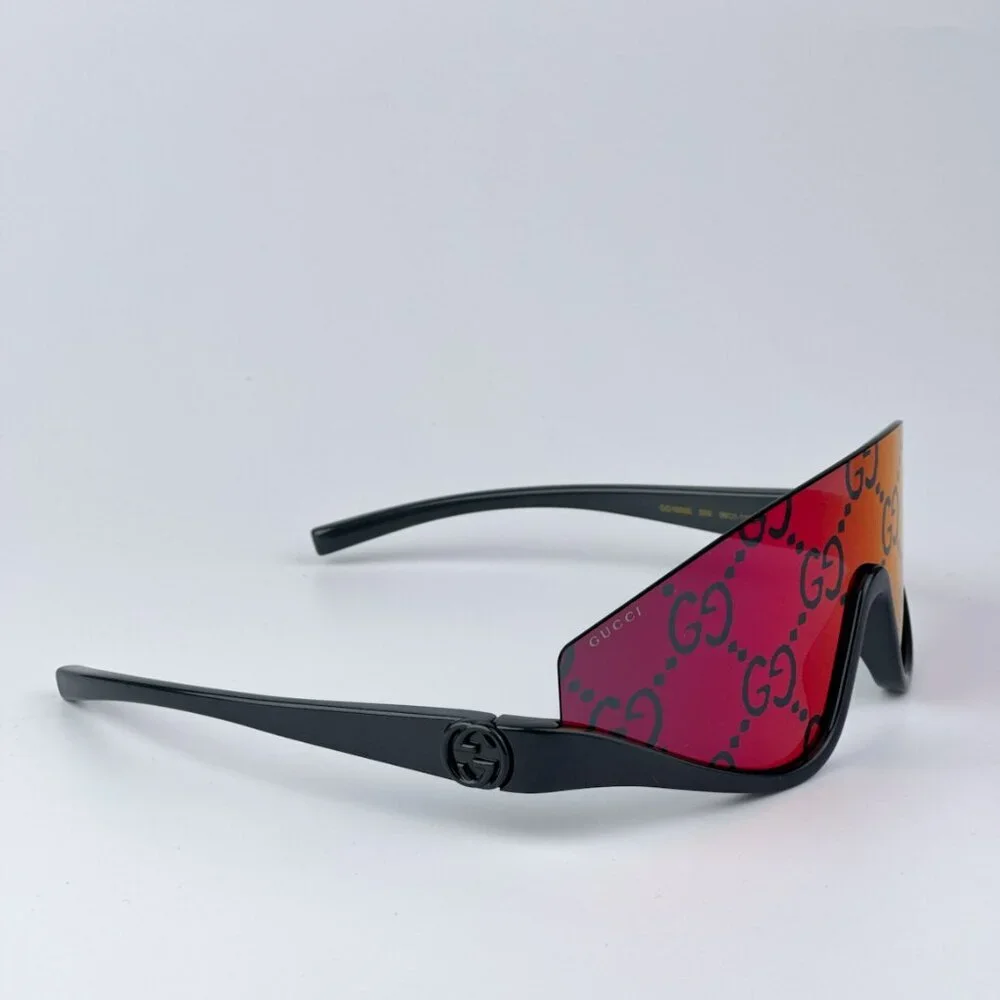 Gucci GG1650S 009 BRAND NEW Sunglasses Grey Red Mirror Logo Unisex Shield Mask